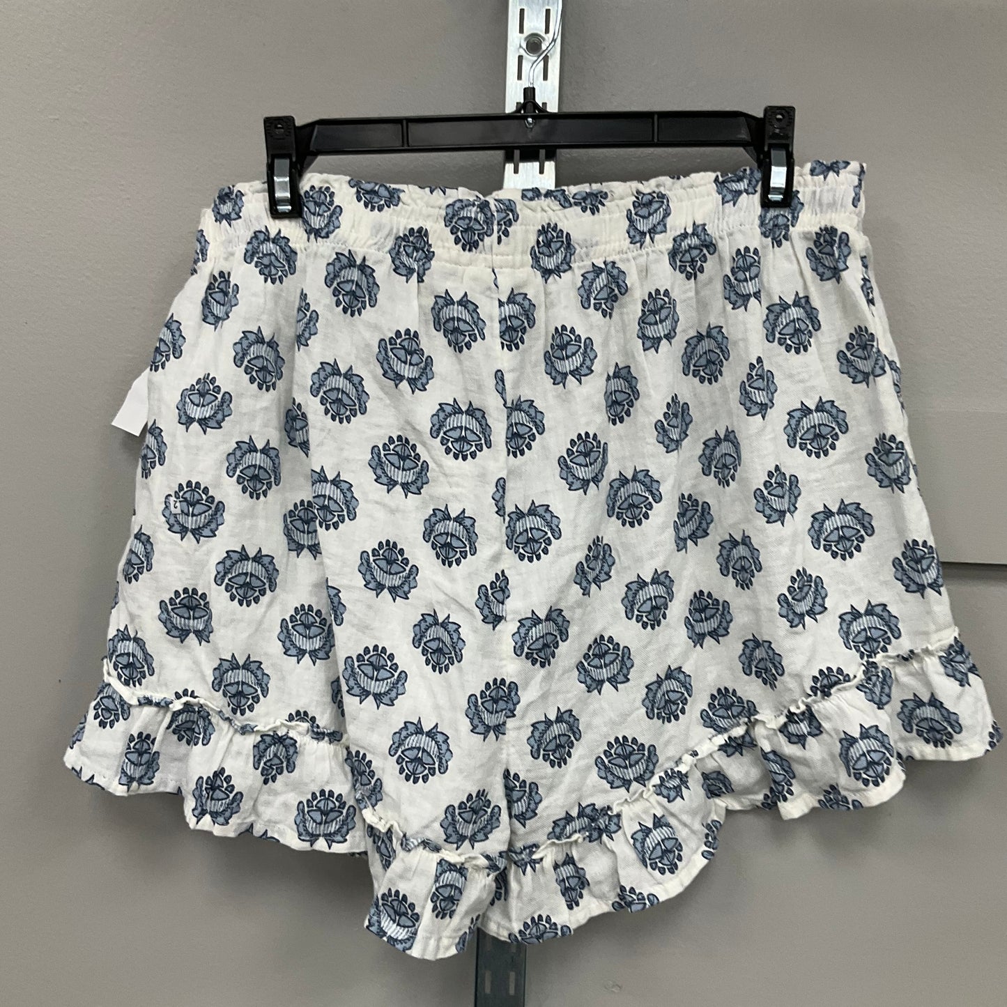 SHORTS by RACHEL ZOE In BLUE & WHITE, Size: L