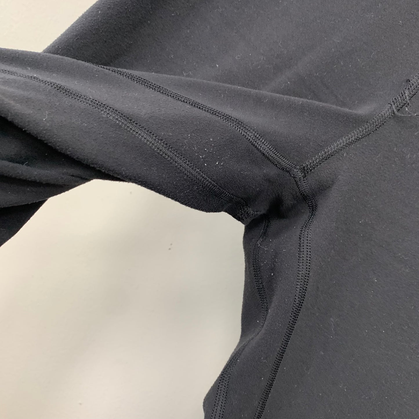 ATHLETIC LEGGINGS by LULULEMON In BLACK, Size: 8