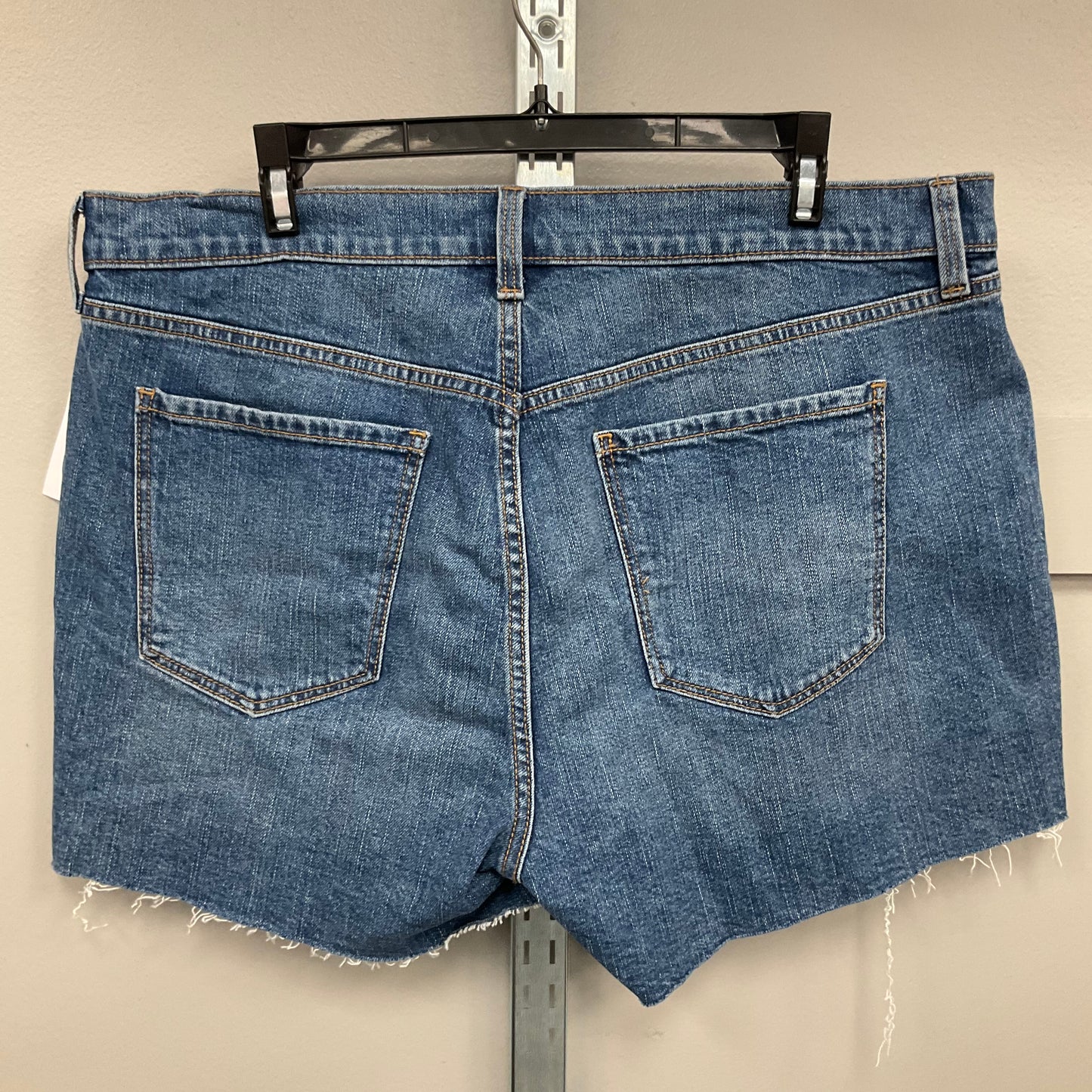 SHORTS by OLD NAVY In BLUE DENIM, Size: 14