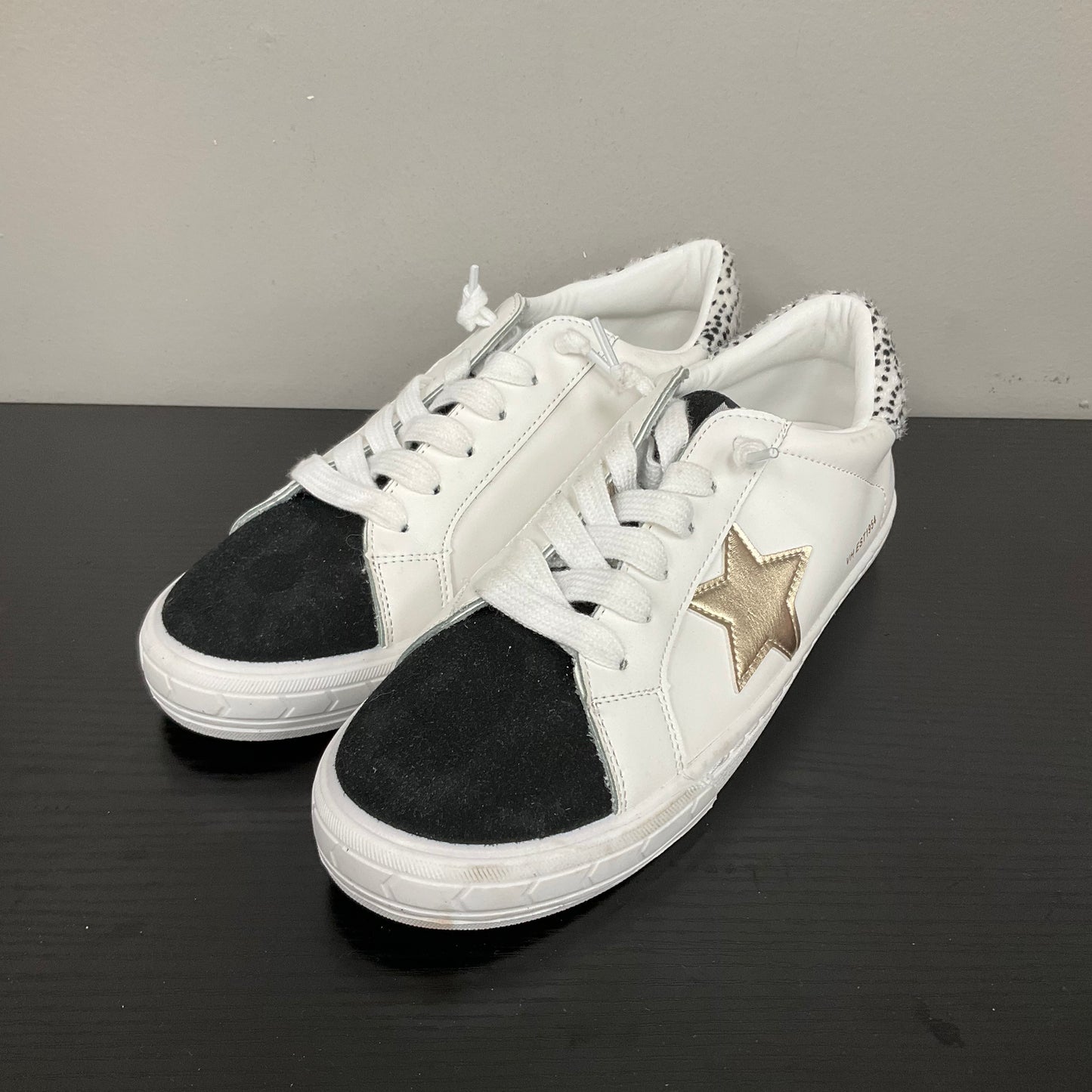SHOES SNEAKERS by VINTAGE HAVANA In WHITE, Size: 9