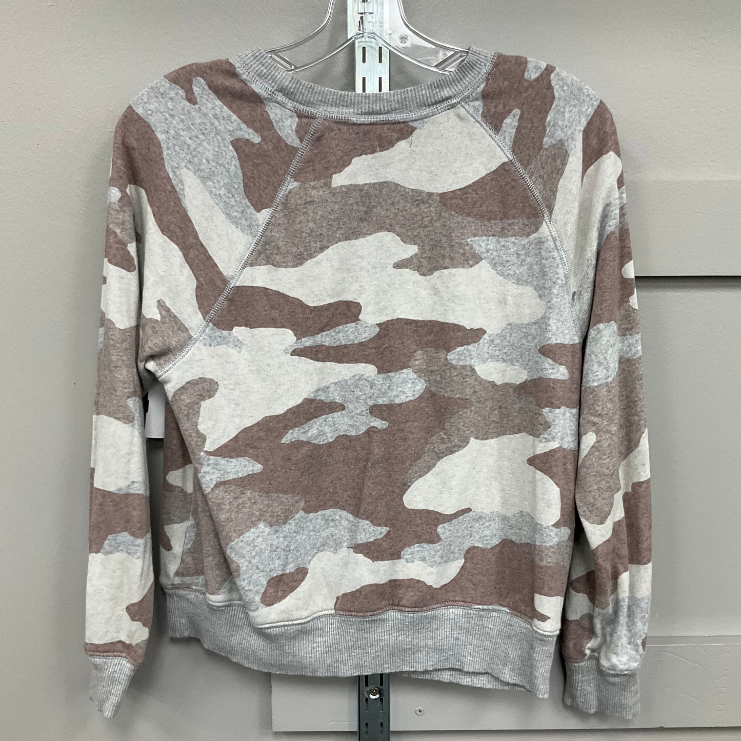 SWEATSHIRT CREWNECK by AERIE In CAMOUFLAGE PRINT, Size: XS