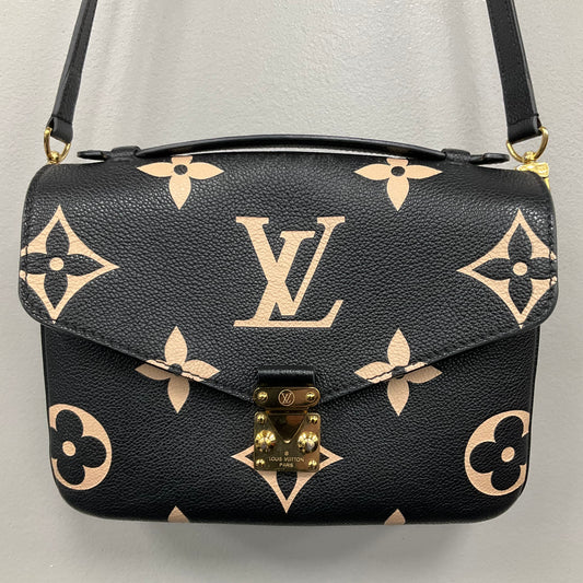 Pochette Metis Crossbody Luxury Designer By Louis Vuitton In Black & Cream, Size:Medium