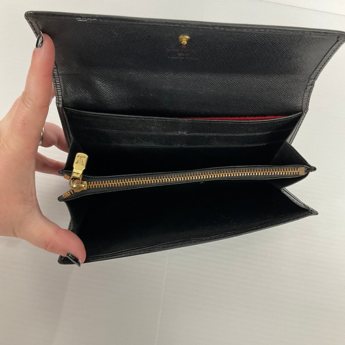 Epi Wallet Luxury Designer By Louis Vuitton, Size: Medium