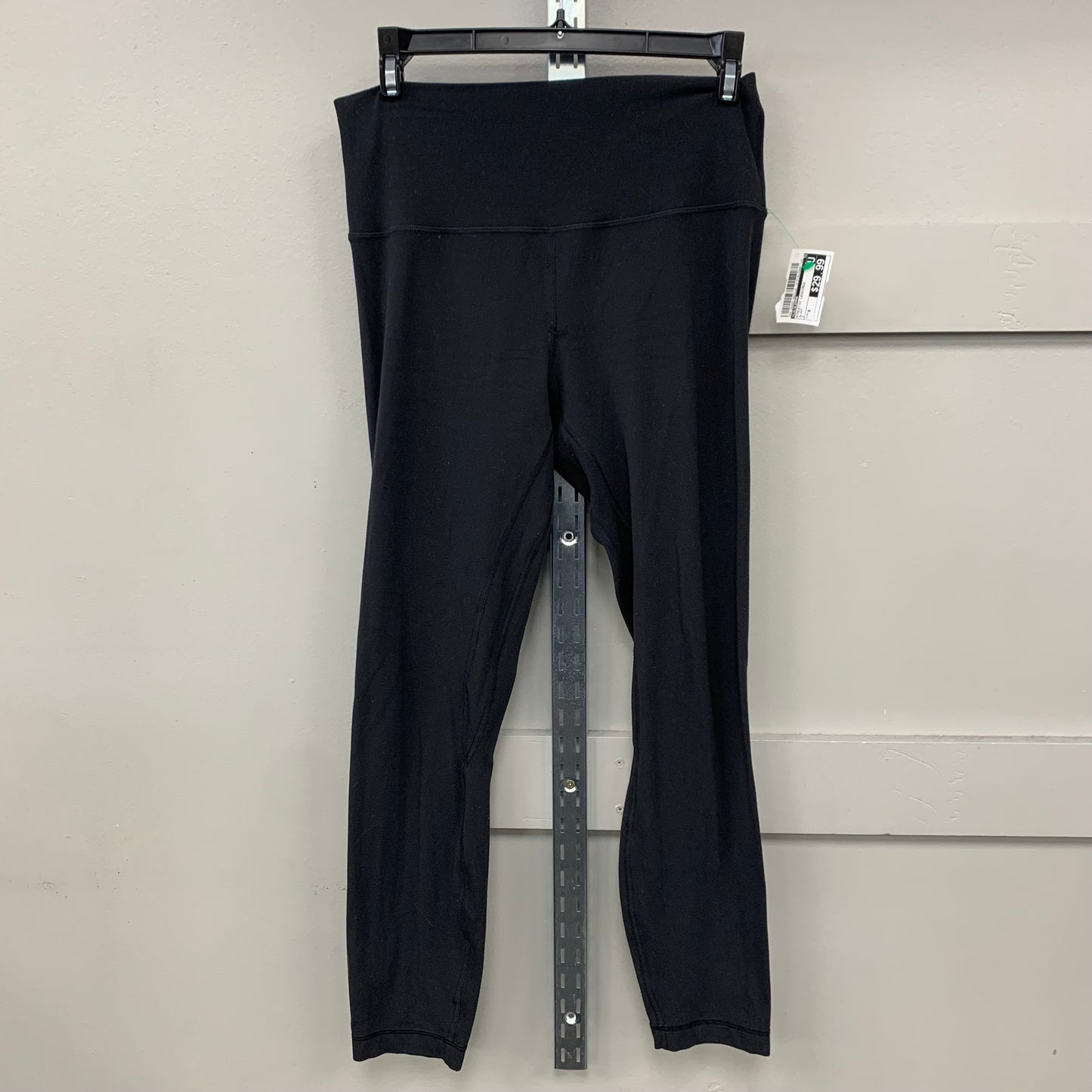 ATHLETIC LEGGINGS by LULULEMON In BLACK, Size: 8