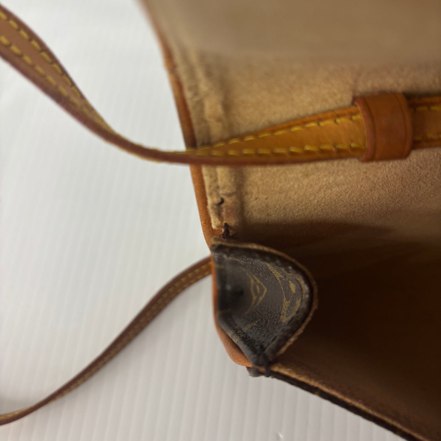 Crossbody Luxury Designer By Louis Vuitton, Size: Small