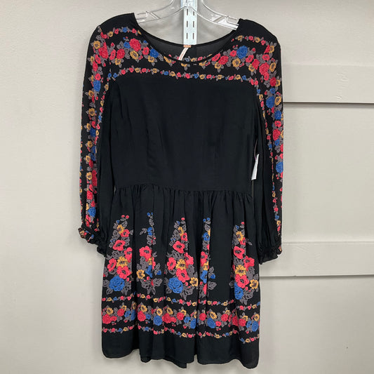 Dress Casual Short By Free People In Black, Size:4