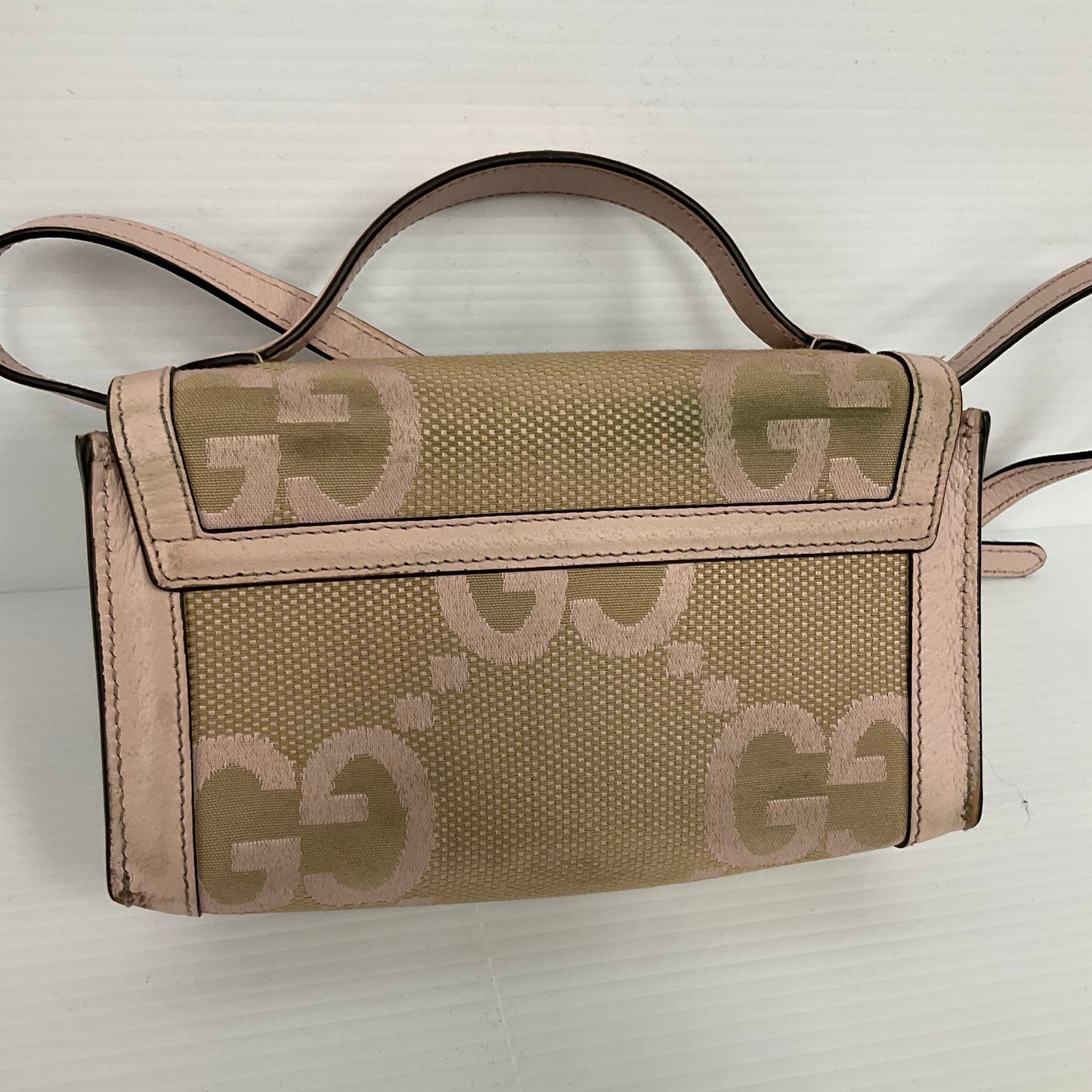 Crossbody Luxury Designer By Gucci, Size: Small