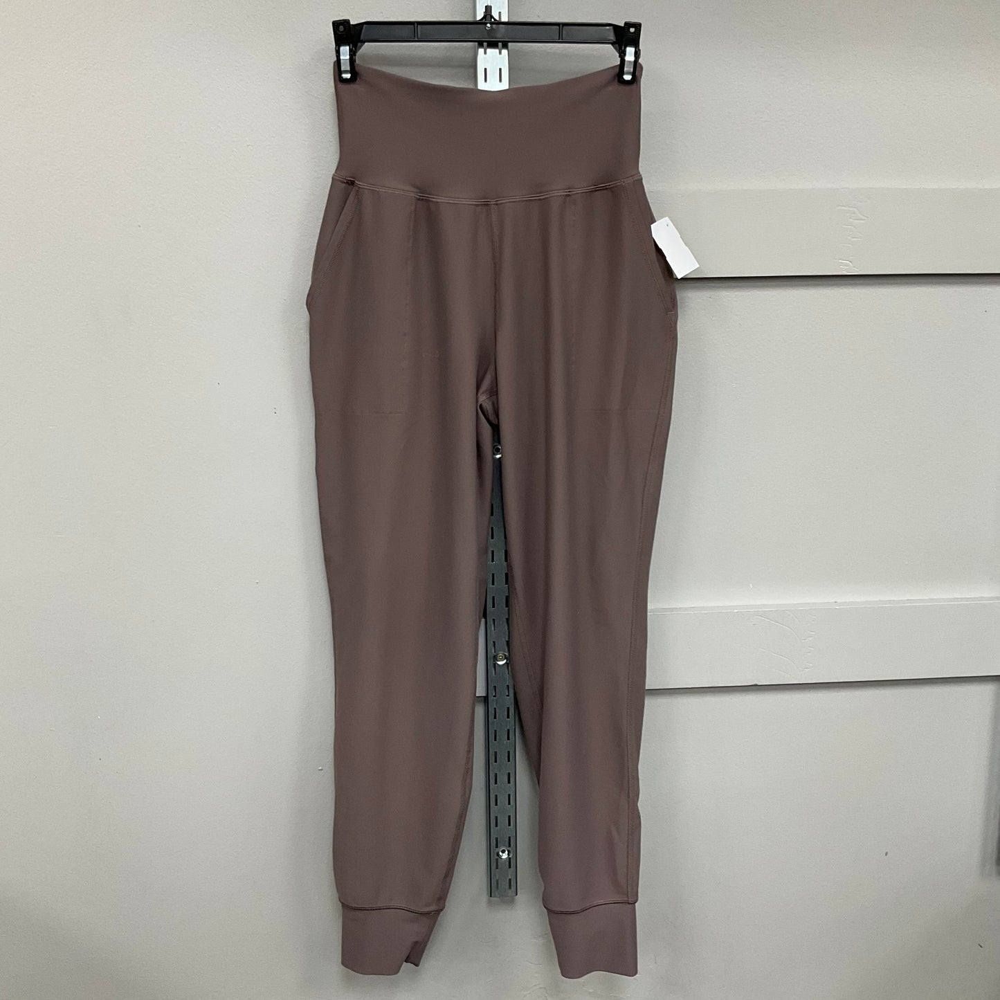 ATHLETIC LEGGINGS by OLD NAVY In BROWN, Size: S