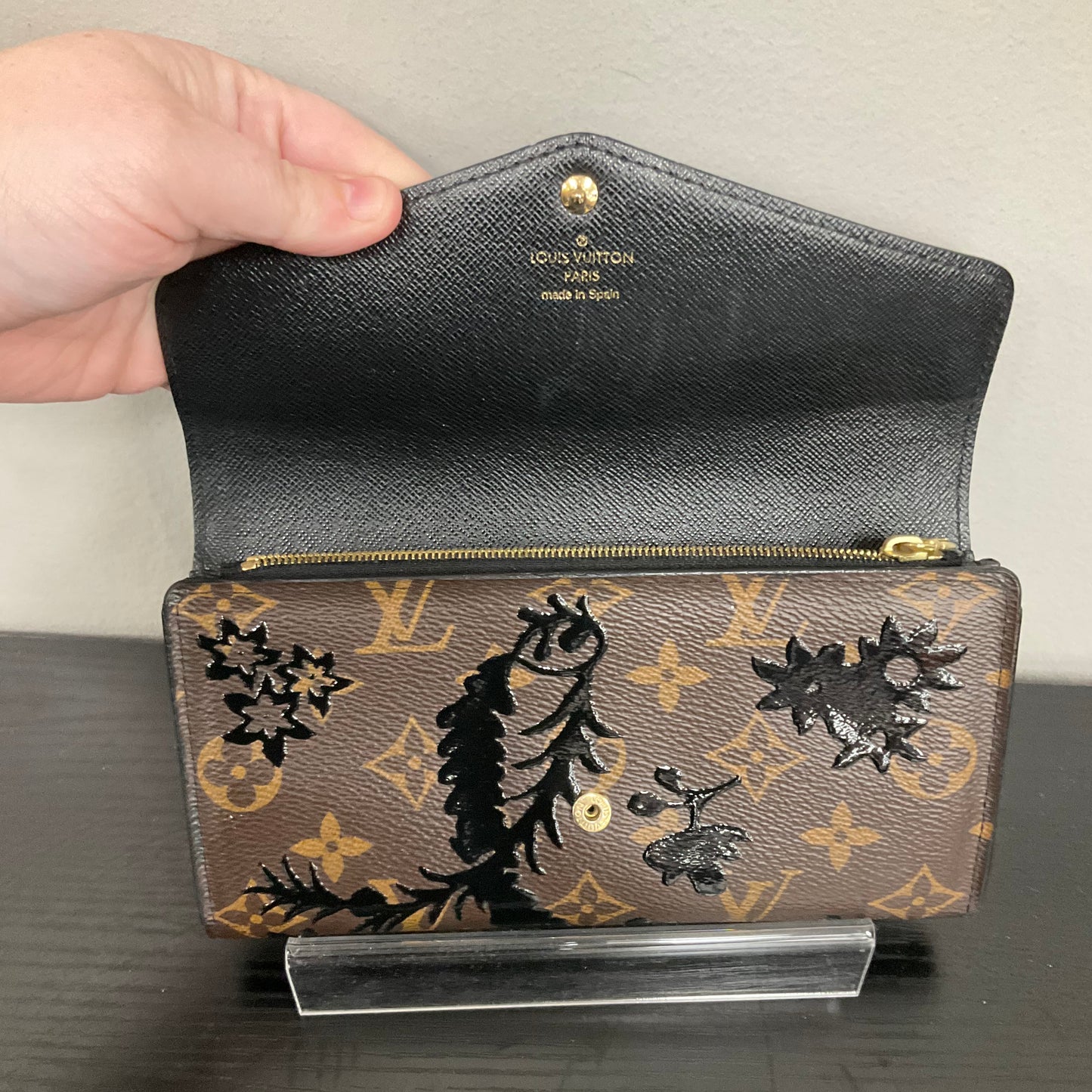 WALLET LUXURY DESIGNER by LOUIS VUITTON In BLACK & BROWN, Size: MEDIUM