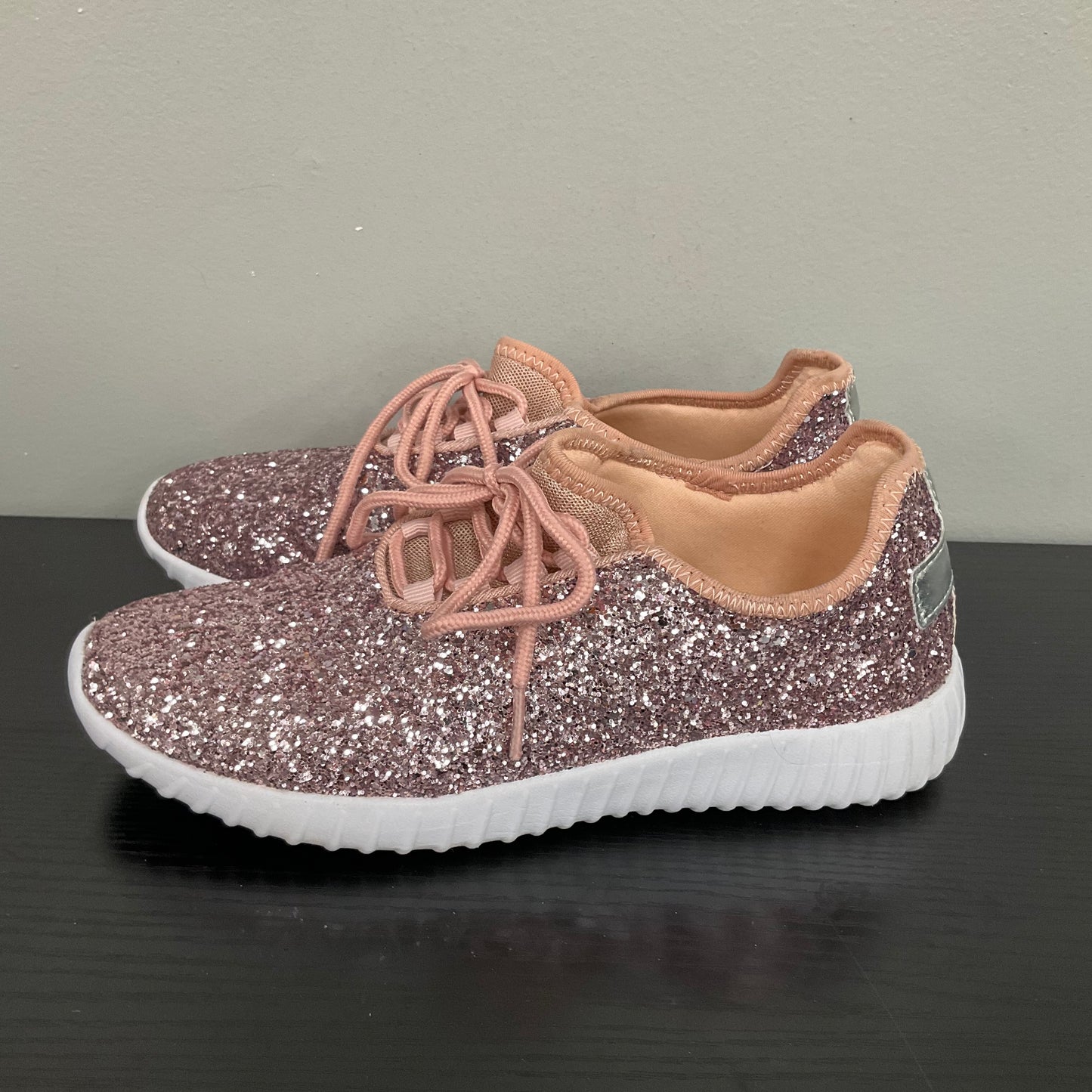 SHOES ATHLETIC by FOREVER In ROSE GOLD, Size: 8