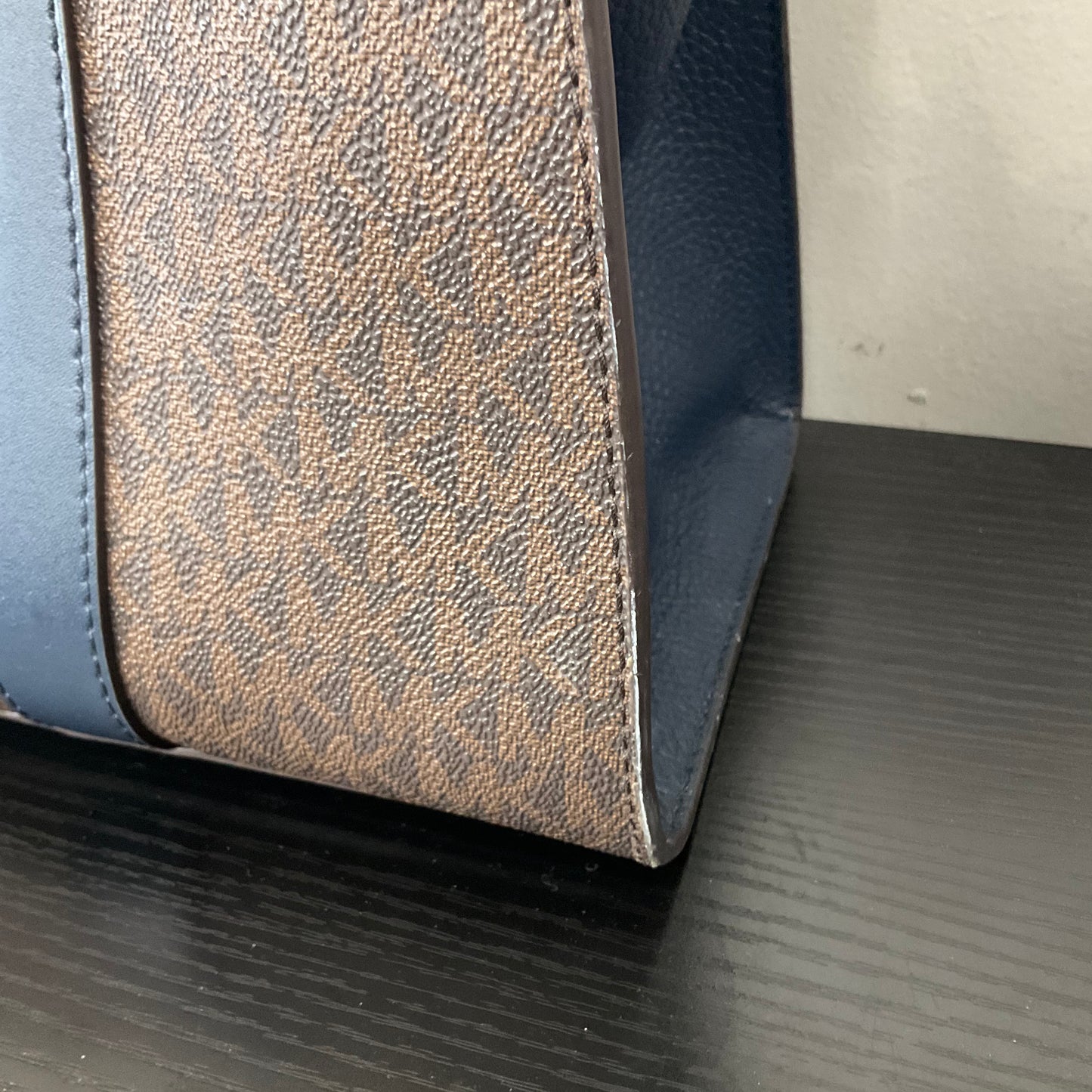 Handbag Designer By Michael Kors In Blue & Brown, Size:Medium