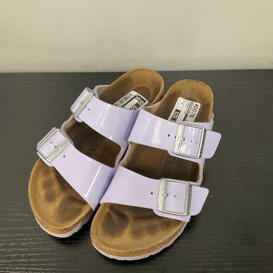 SANDALS FLATS by BIRKENSTOCK In PURPLE, Size: 6