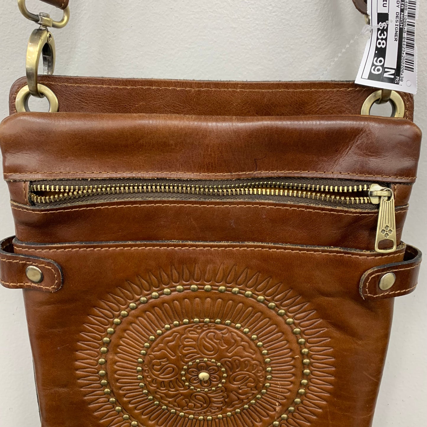 CROSSBODY DESIGNER by PATRICIA NASH In BROWN, Size: MEDIUM