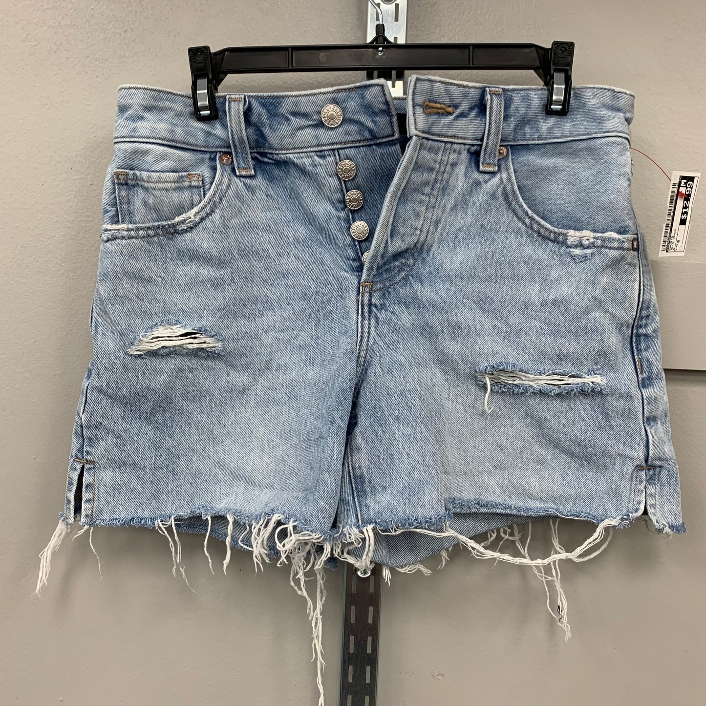 SHORTS by EXPRESS In BLUE DENIM, Size: 0