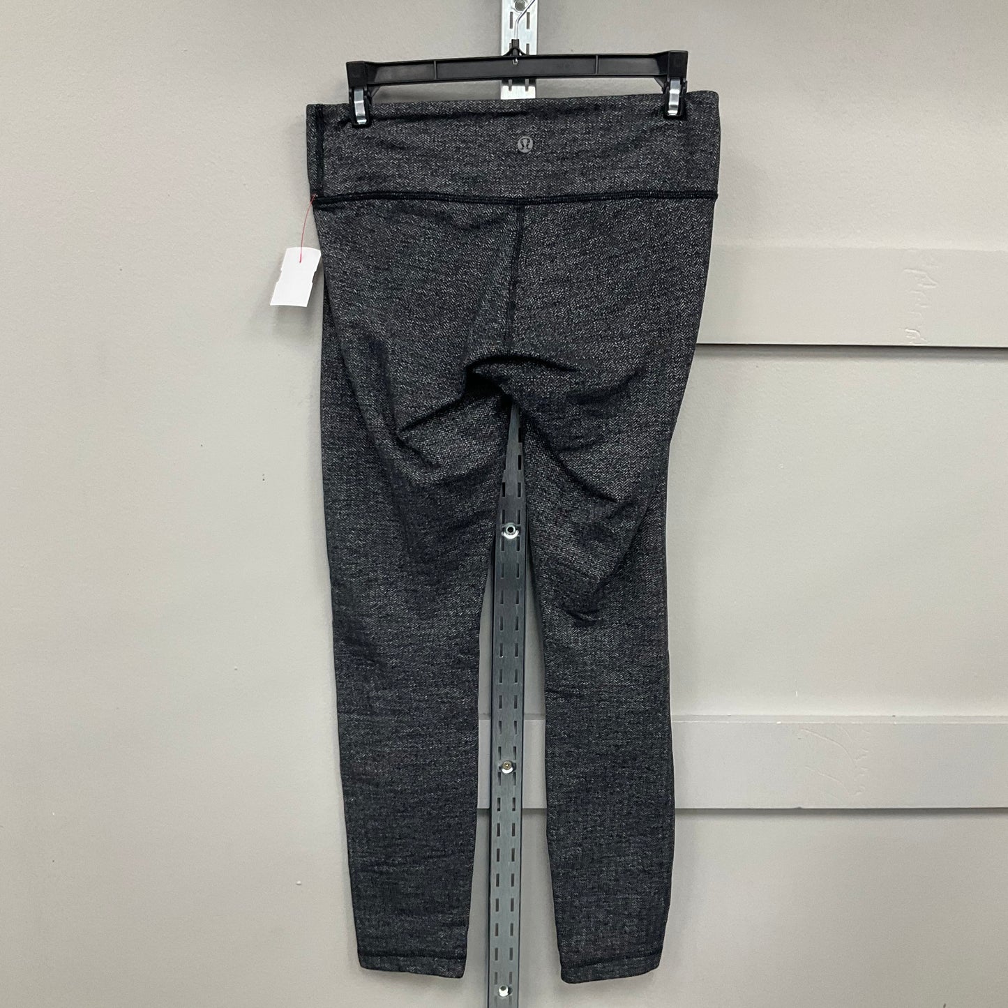 ATHLETIC LEGGINGS CAPRIS by LULULEMON In GREY, Size: 6