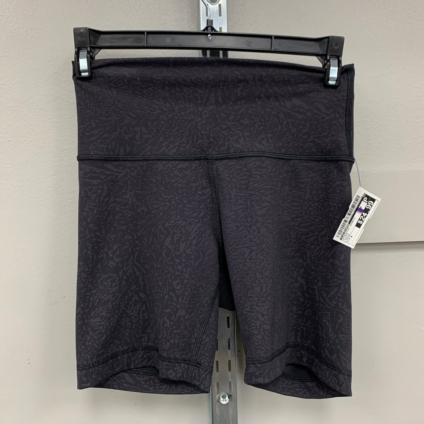 Athletic Shorts By Lululemon In Black, Size:4