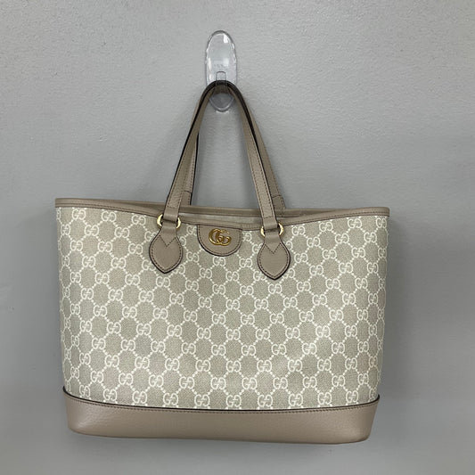 Handbag Luxury Designer By Gucci In Cream, Size:Medium