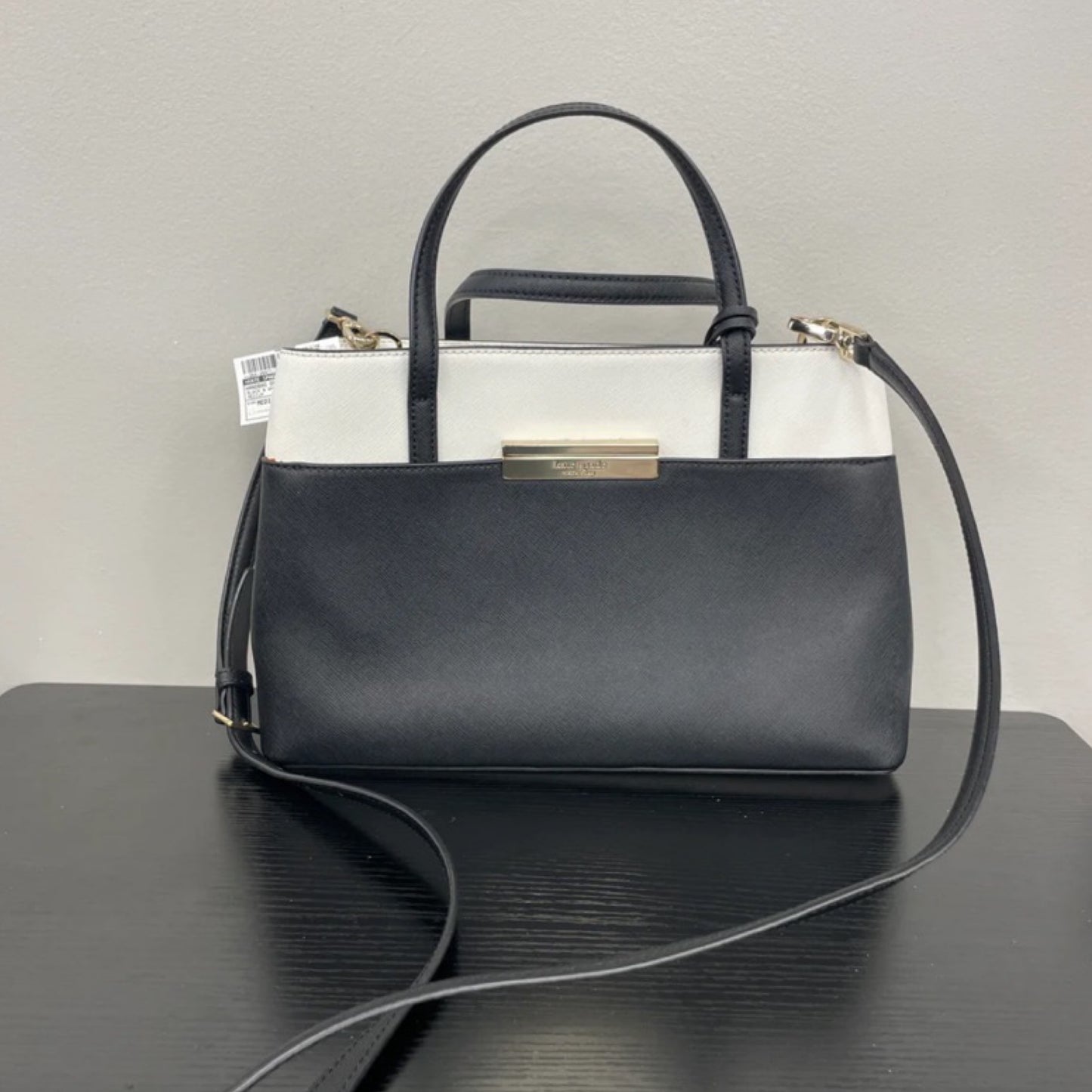 Handbag Designer By Kate Spade In Black & White, Size:Medium