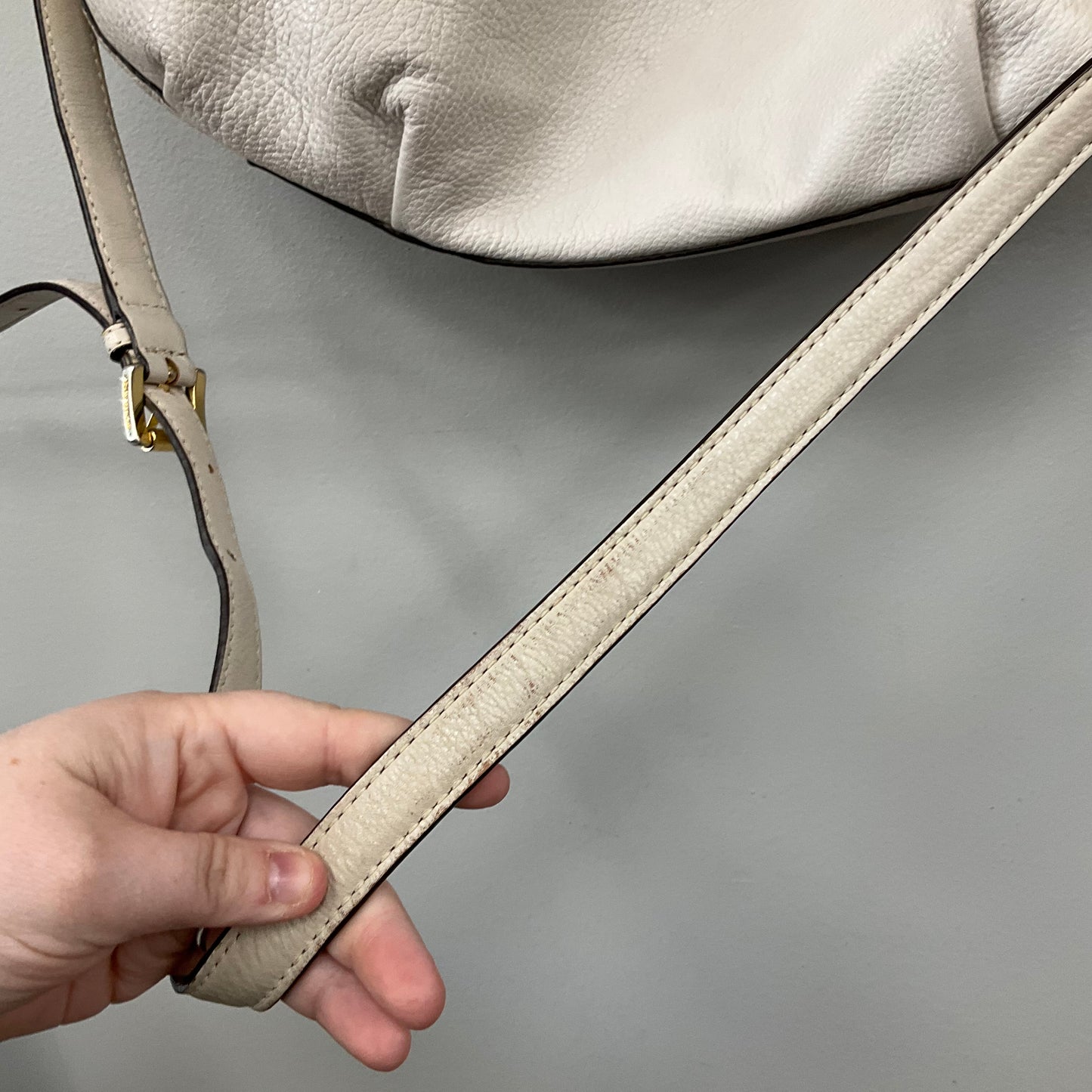 Handbag Designer By Michael Kors In Cream, Size:Medium