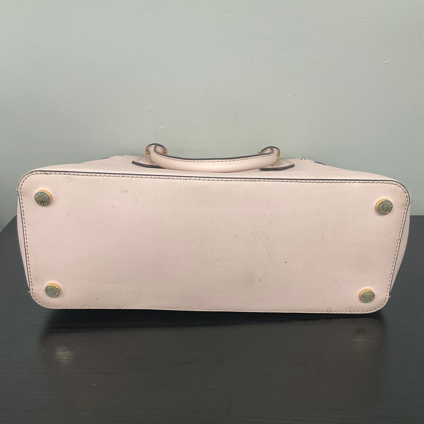 Handbag Designer By Michael Kors In Pink, Size:Medium