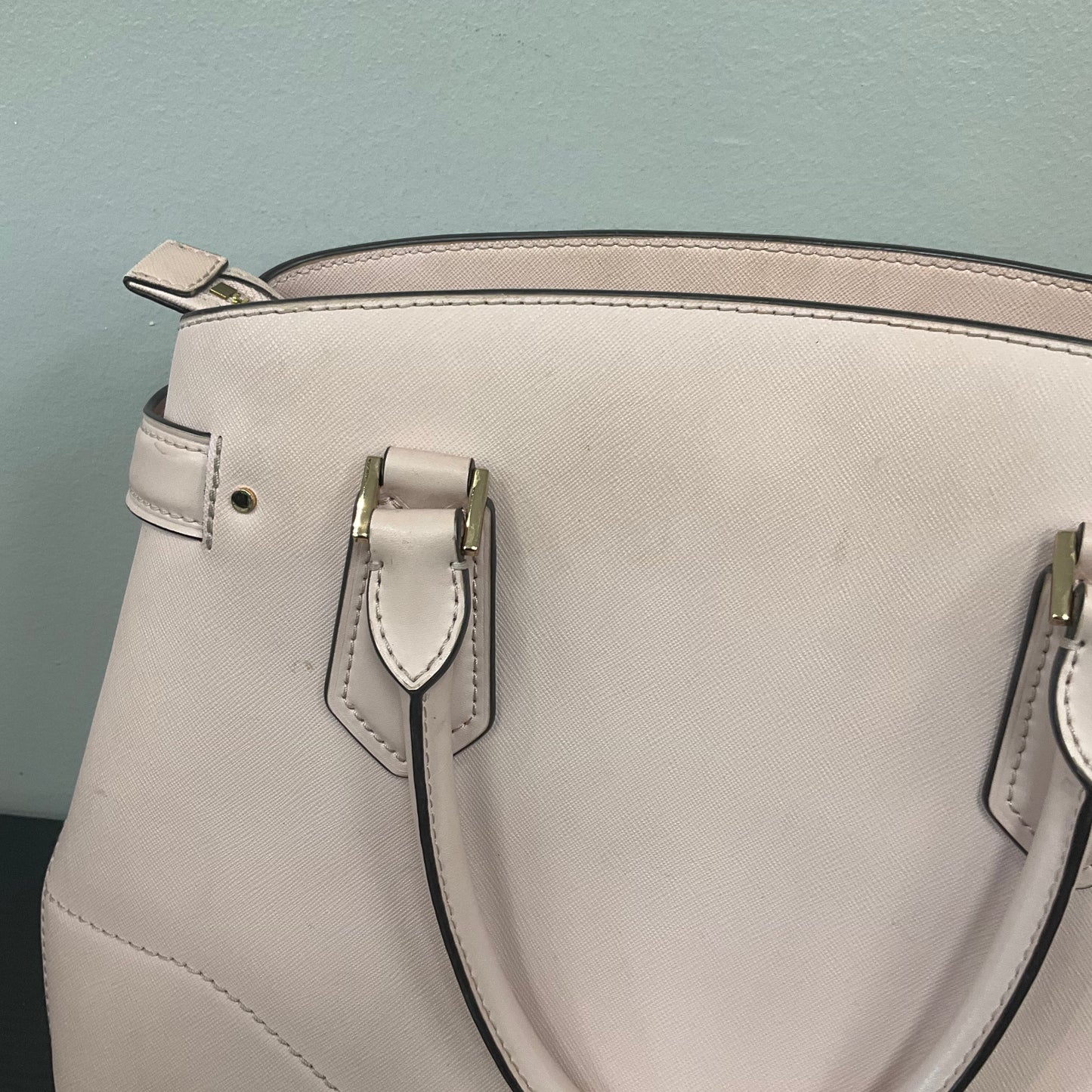 Handbag Designer By Michael Kors In Pink, Size:Medium
