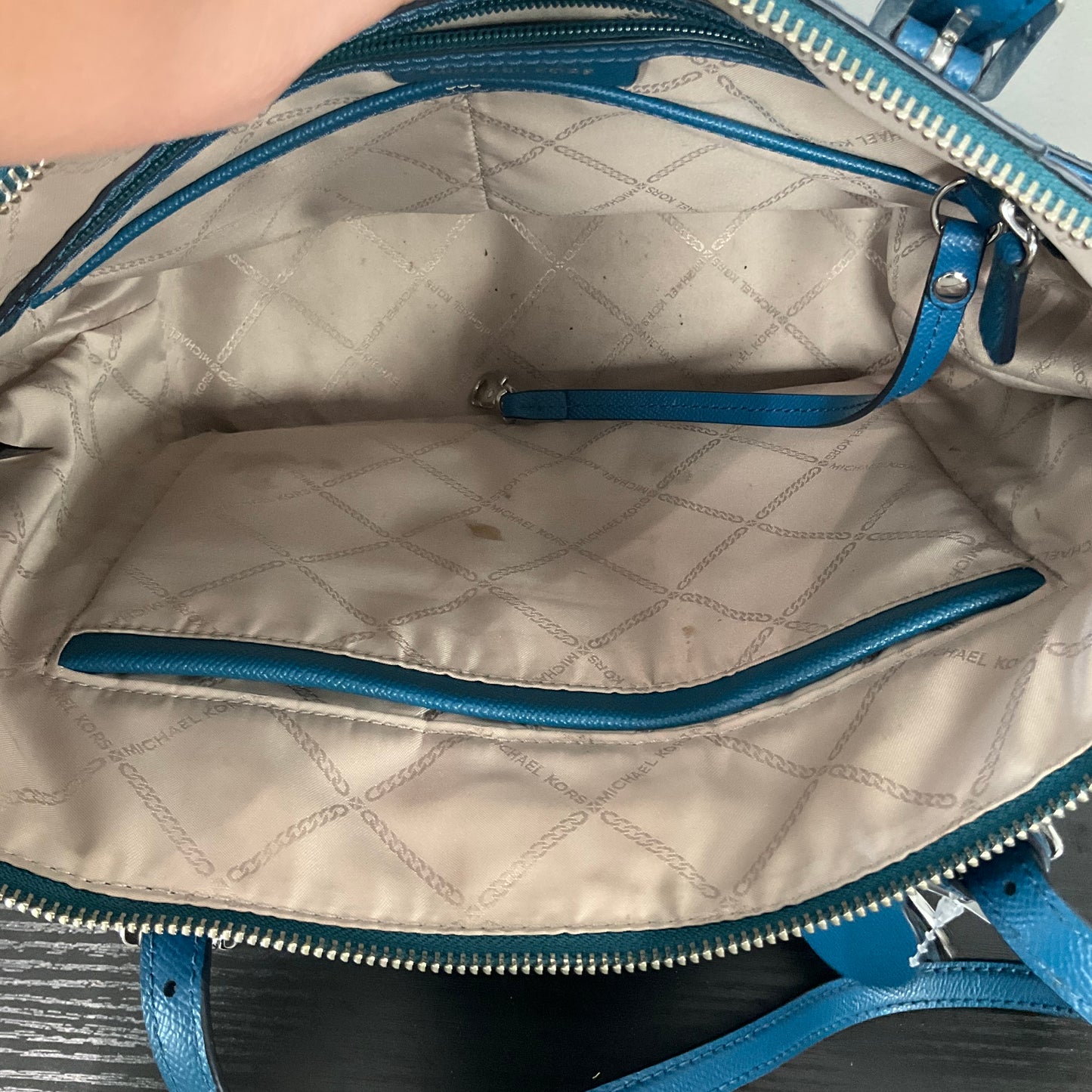 Handbag Designer By Michael Kors In Blue, Size:Medium