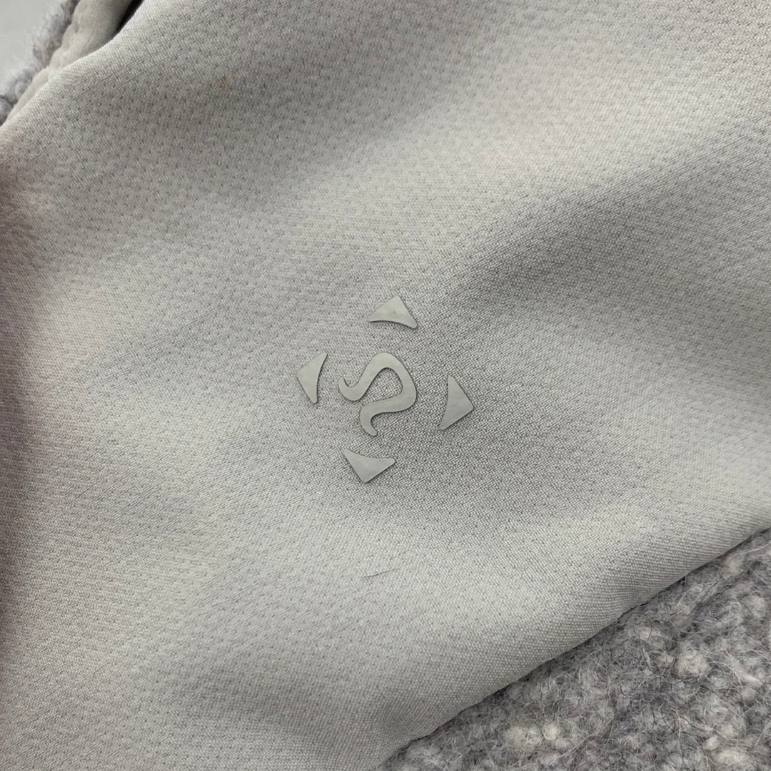 Top Long Sleeve Fleece Pullover By Lululemon  Size: M