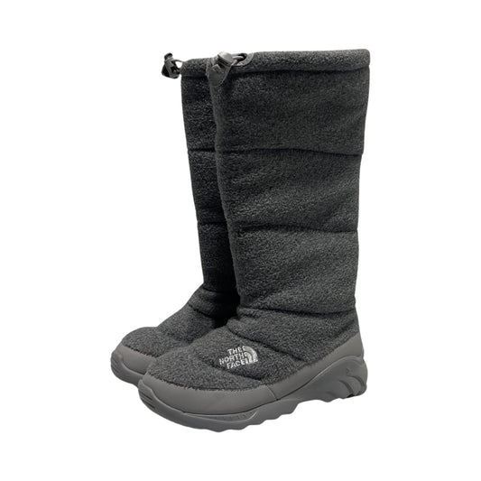 Boots Snow By North Face  Size: 6